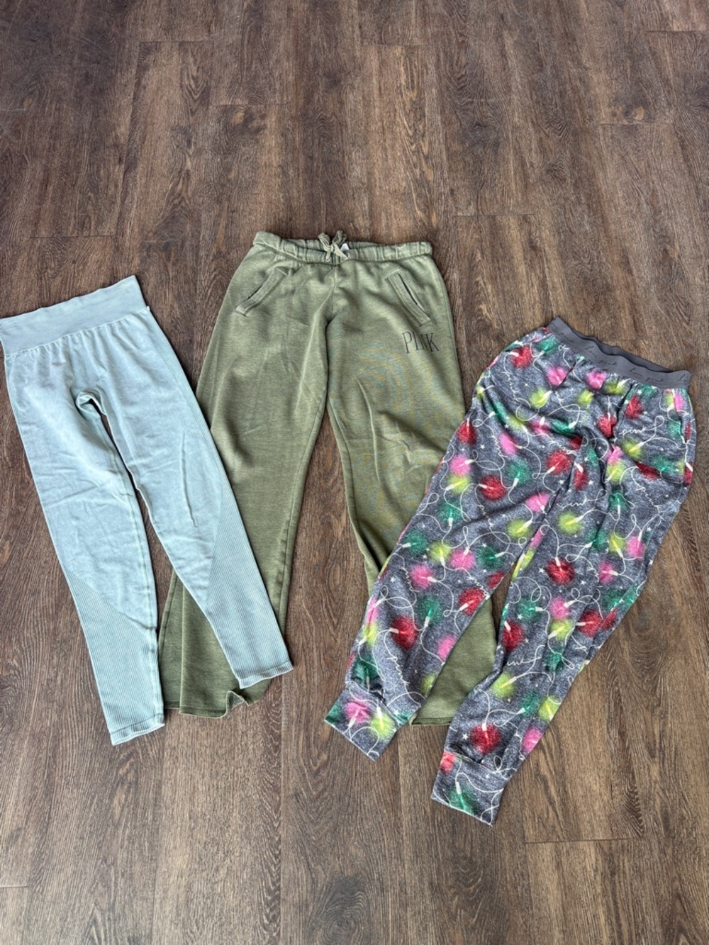PINK Victoria's Secret legging and sweatpants lot  S11